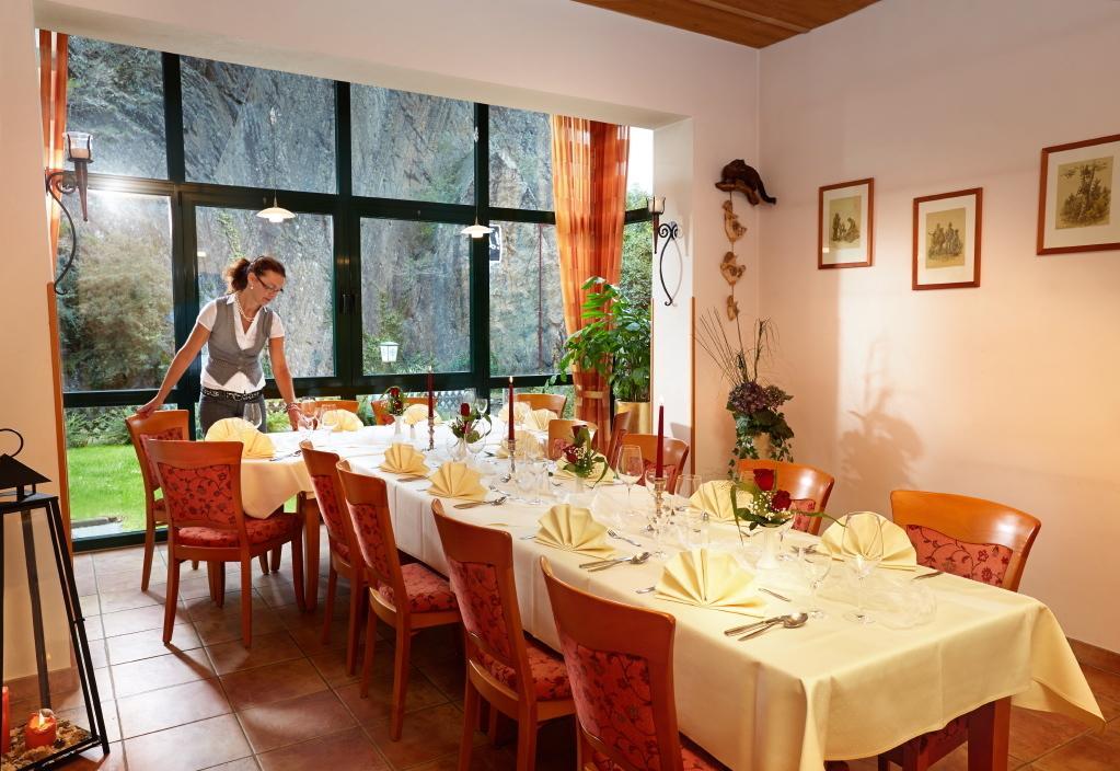 Hotel Pension Jagerstubchen มายโชส ภายนอก รูปภาพ