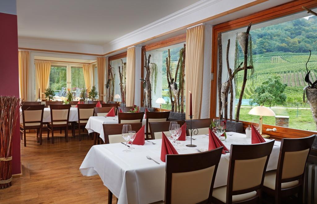 Hotel Pension Jagerstubchen มายโชส ภายนอก รูปภาพ